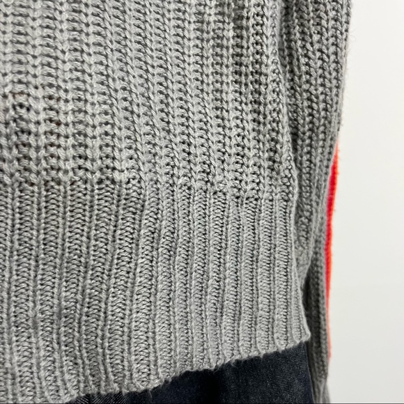 Gray rainbow sweater by Derek Heart is in excellent condition. Size small - Picture 7 of 10